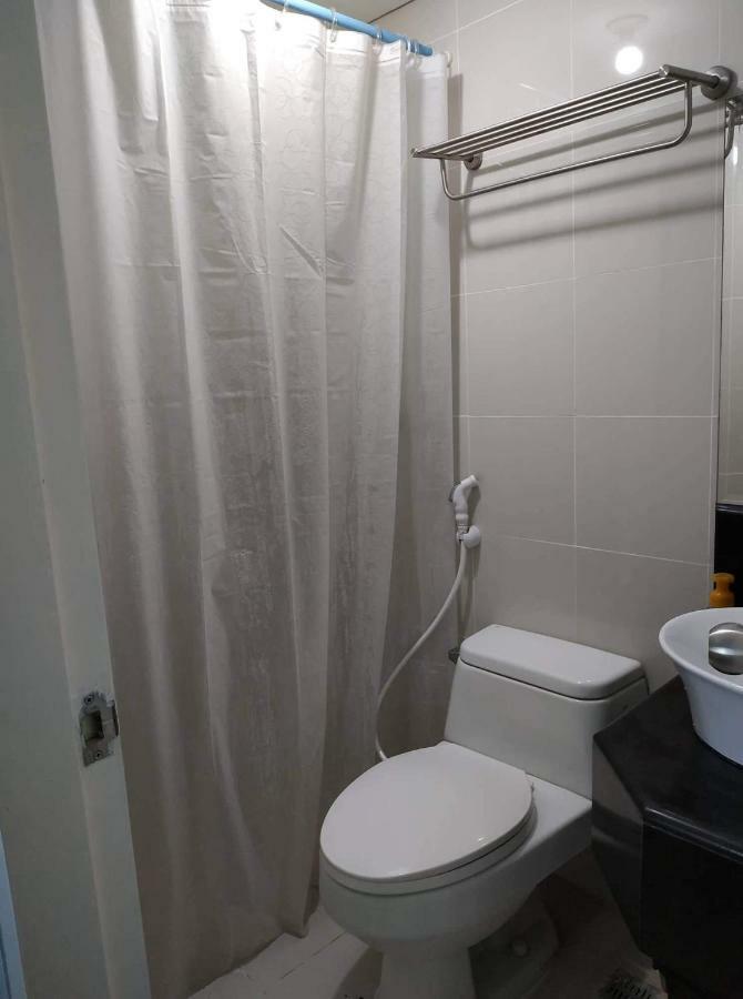 F-10C Parkside Villas Pasay Eksteriør bilde