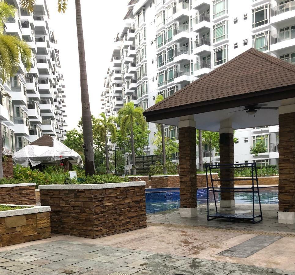 F-10C Parkside Villas Pasay Eksteriør bilde